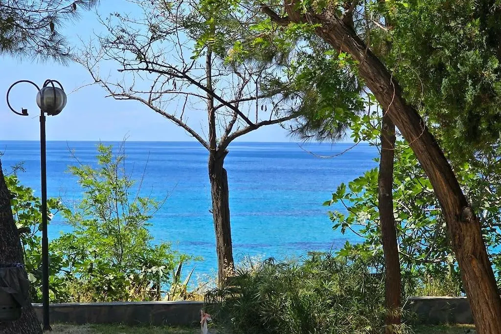 Premium Sea View Apartment Nea Poteidaia Greece
